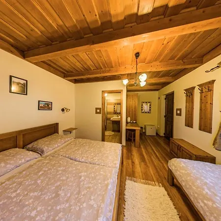Gasthof Toth Vendeghaz Es Apartmanhaz