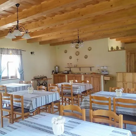 Toth Vendeghaz Es Apartmanhaz
