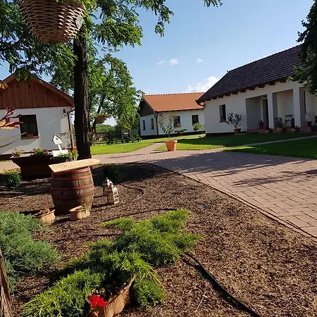 Tóth és újfehértó Ujfeherto