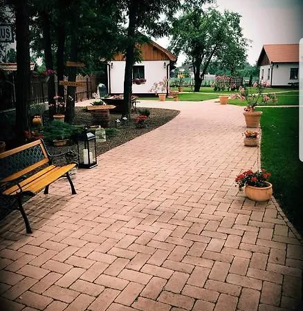 Toth Vendeghaz Es Apartmanhaz Konukevi 3*