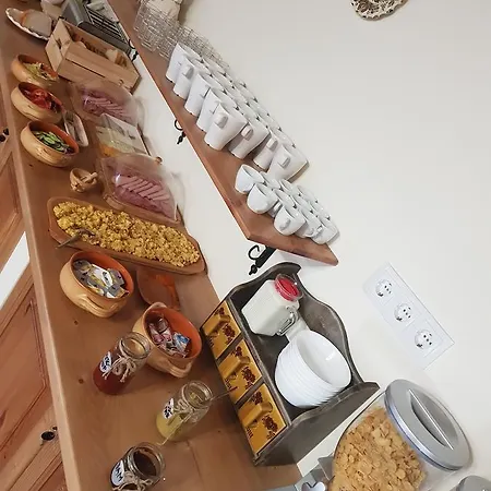 Konukevi Toth Vendeghaz Es Apartmanhaz Ujfeherto
