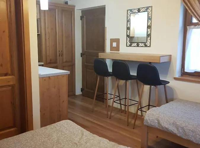 Toth Vendeghaz Es Apartmanhaz Ujfeherto