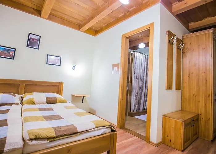 Toth Vendeghaz Es Apartmanhaz
