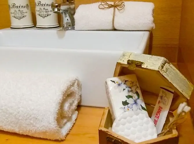 Toth Vendeghaz Es Apartmanhaz 3* Ujfeherto
