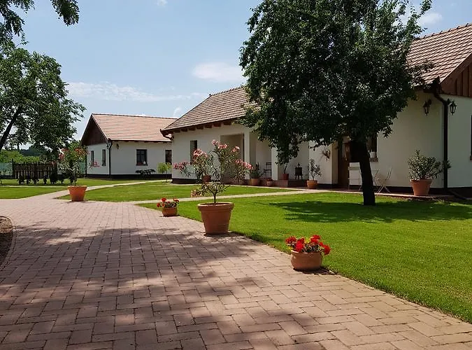 Tóth és Vendégház 3*