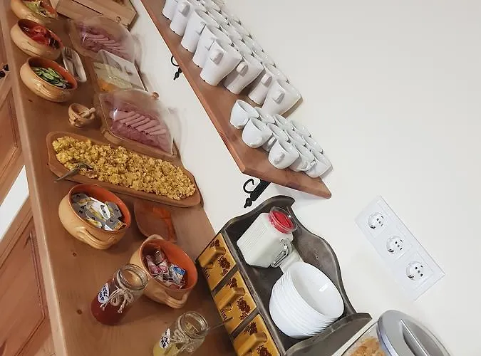 Гостевой дом Toth Vendeghaz Es Apartmanhaz Ujfeherto