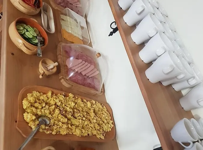 Гостевой дом Toth Vendeghaz Es Apartmanhaz Ujfeherto