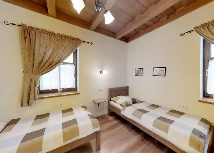 Toth Vendeghaz Es Apartmanhaz Ujfeherto