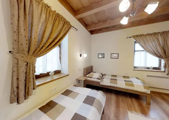 Toth Vendeghaz Es Apartmanhaz Гостевой дом