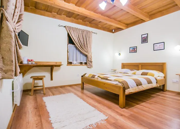 Toth Vendeghaz Es Apartmanhaz Гостевой дом 3*
